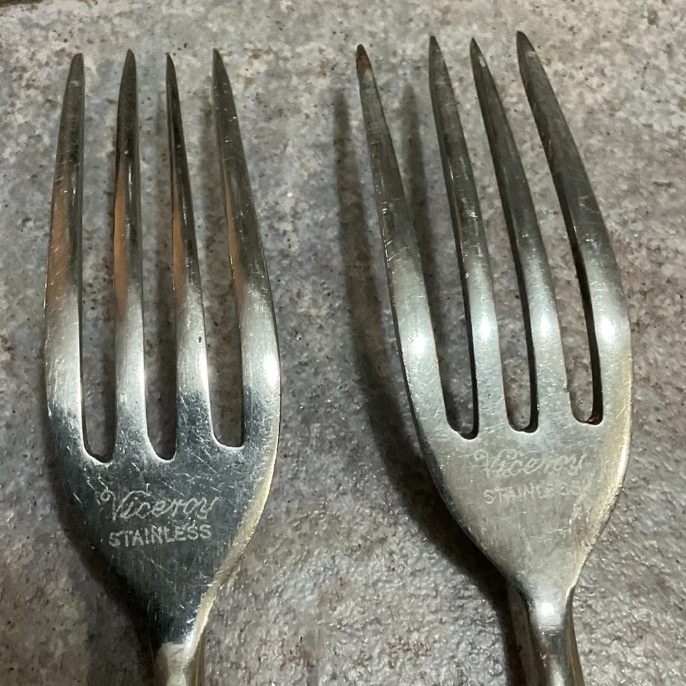 Vintage Cream and Yellow Cutlery Set